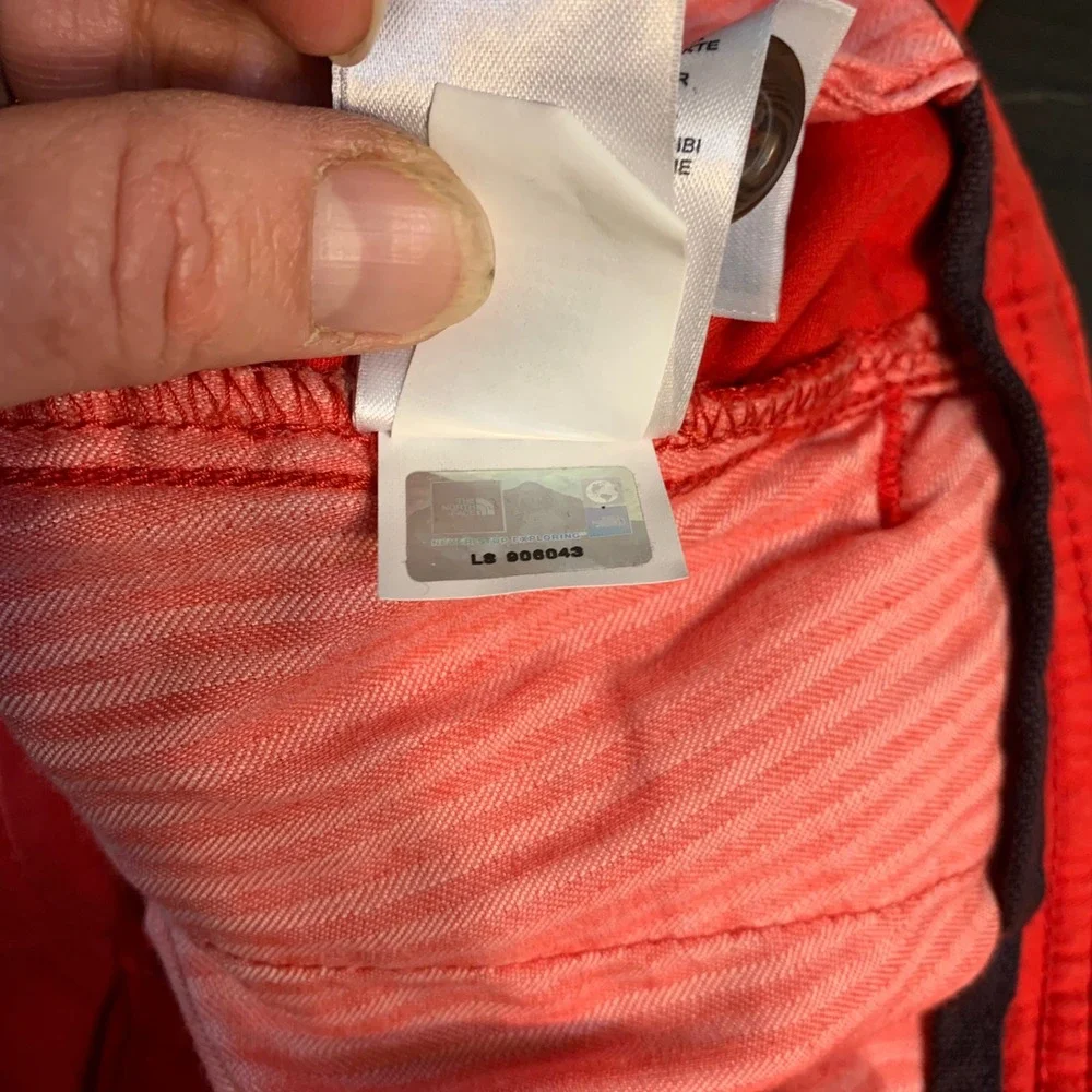 The North Face Mens Red Chino Shorts Size 38 Regular Hiking Outdoor Utility READ